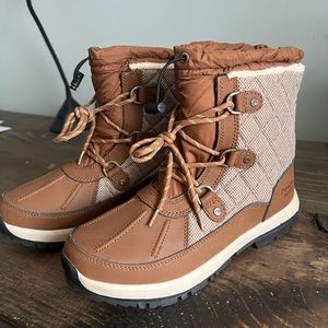BEARPAW Bethany Waterproof Boots